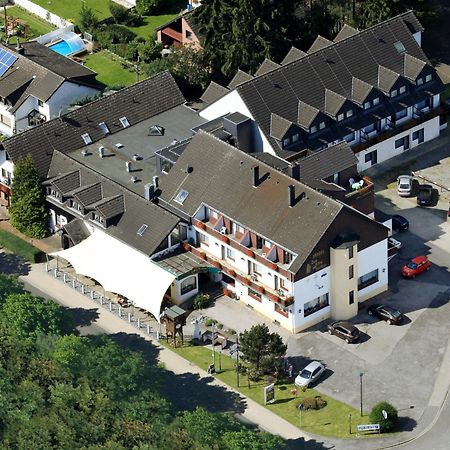 Land-Gut-Hotel Zum Alten Forsthaus - Aufladestation Fuer Elektroautos Hurtgenwald Экстерьер фото
