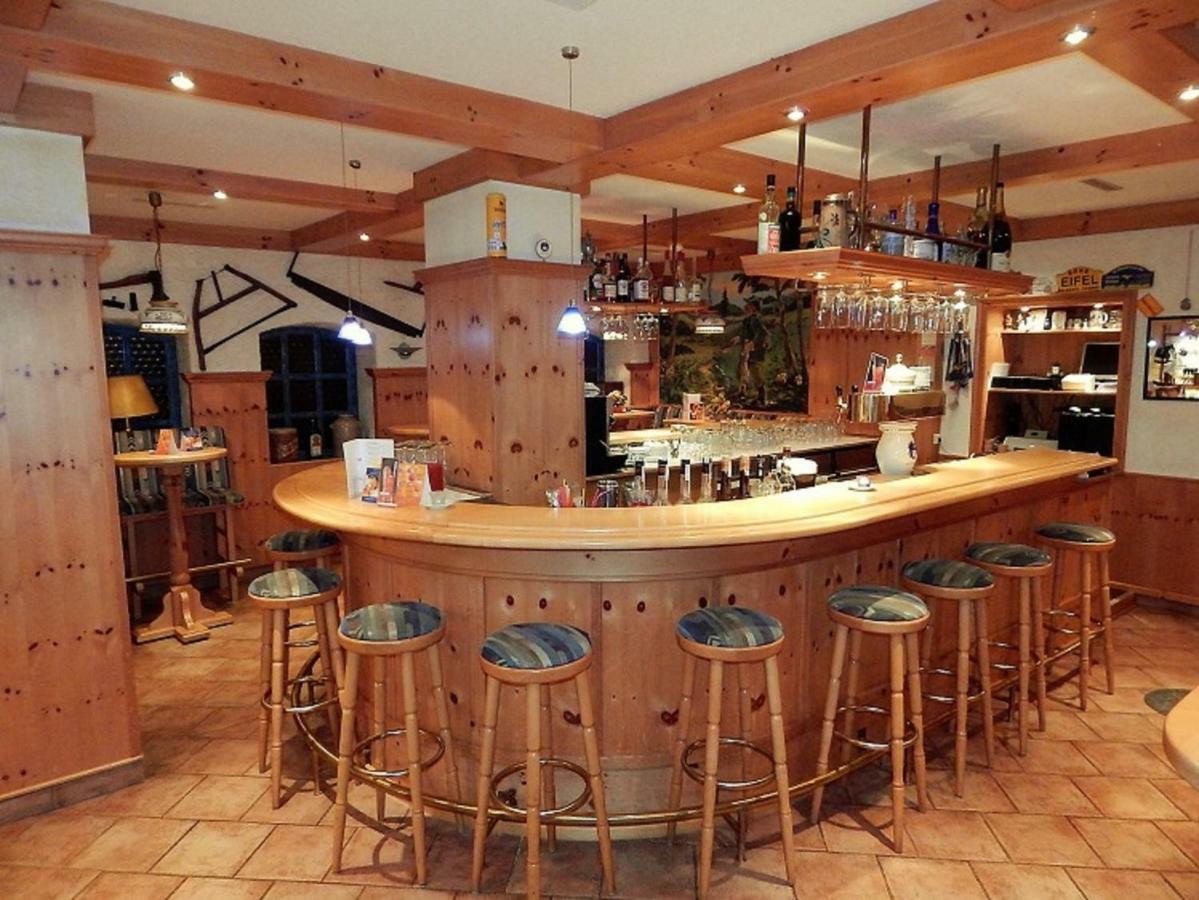 Land-Gut-Hotel Zum Alten Forsthaus - Aufladestation Fuer Elektroautos Hurtgenwald Экстерьер фото